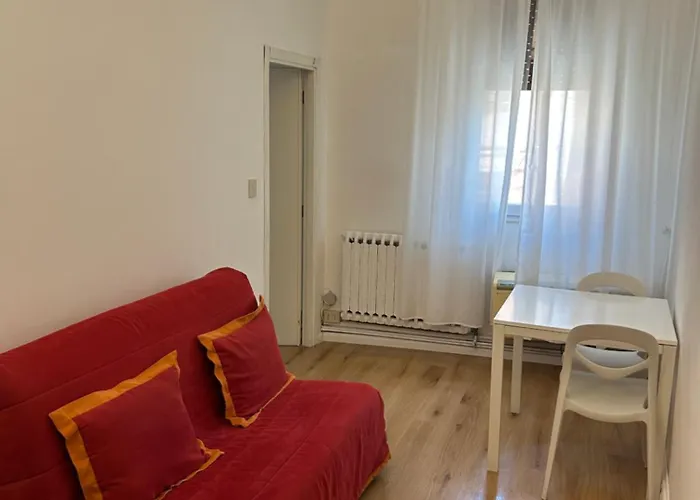Ripa Grande Apartament
